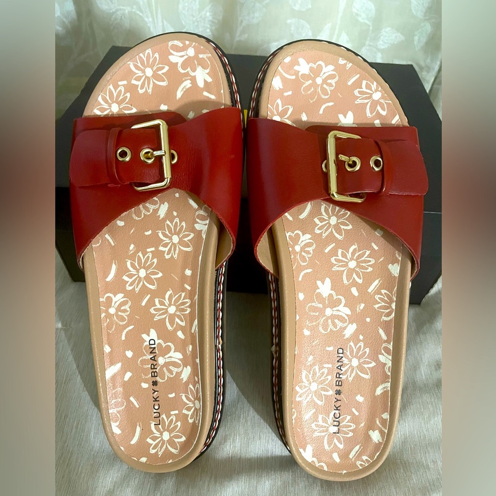 Women's Lucky Brand Sandals (New)
